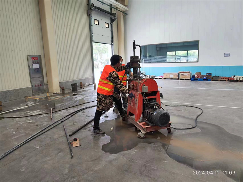 宣威厂房地面下沉塌陷注浆加固施工